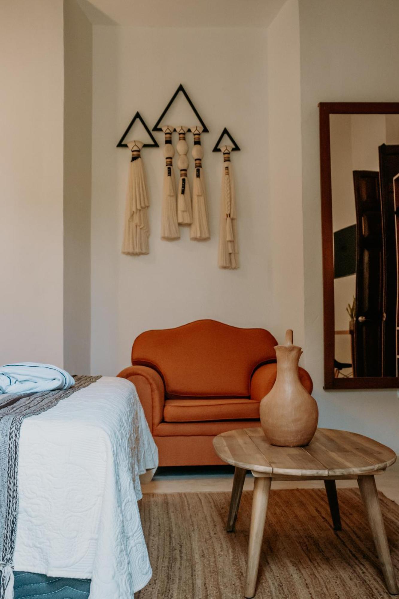 Casa Dos Lirios Bed and breakfast